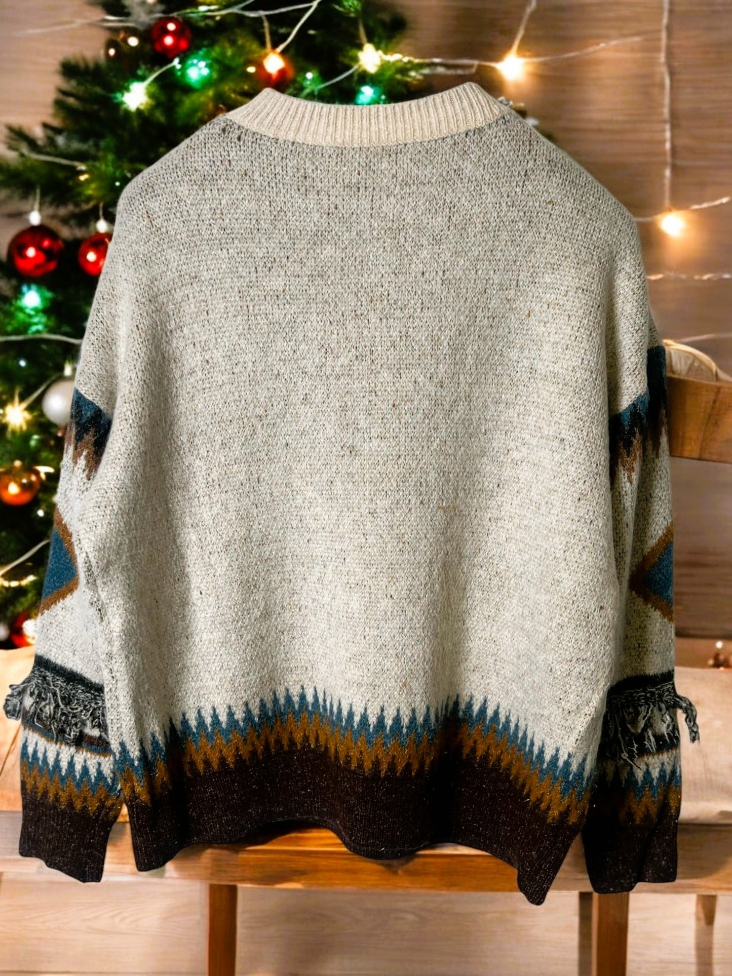 Women's Geometric Fringe Weekend Sweater Cosy, Stylish Knitwear, Casual Outfit