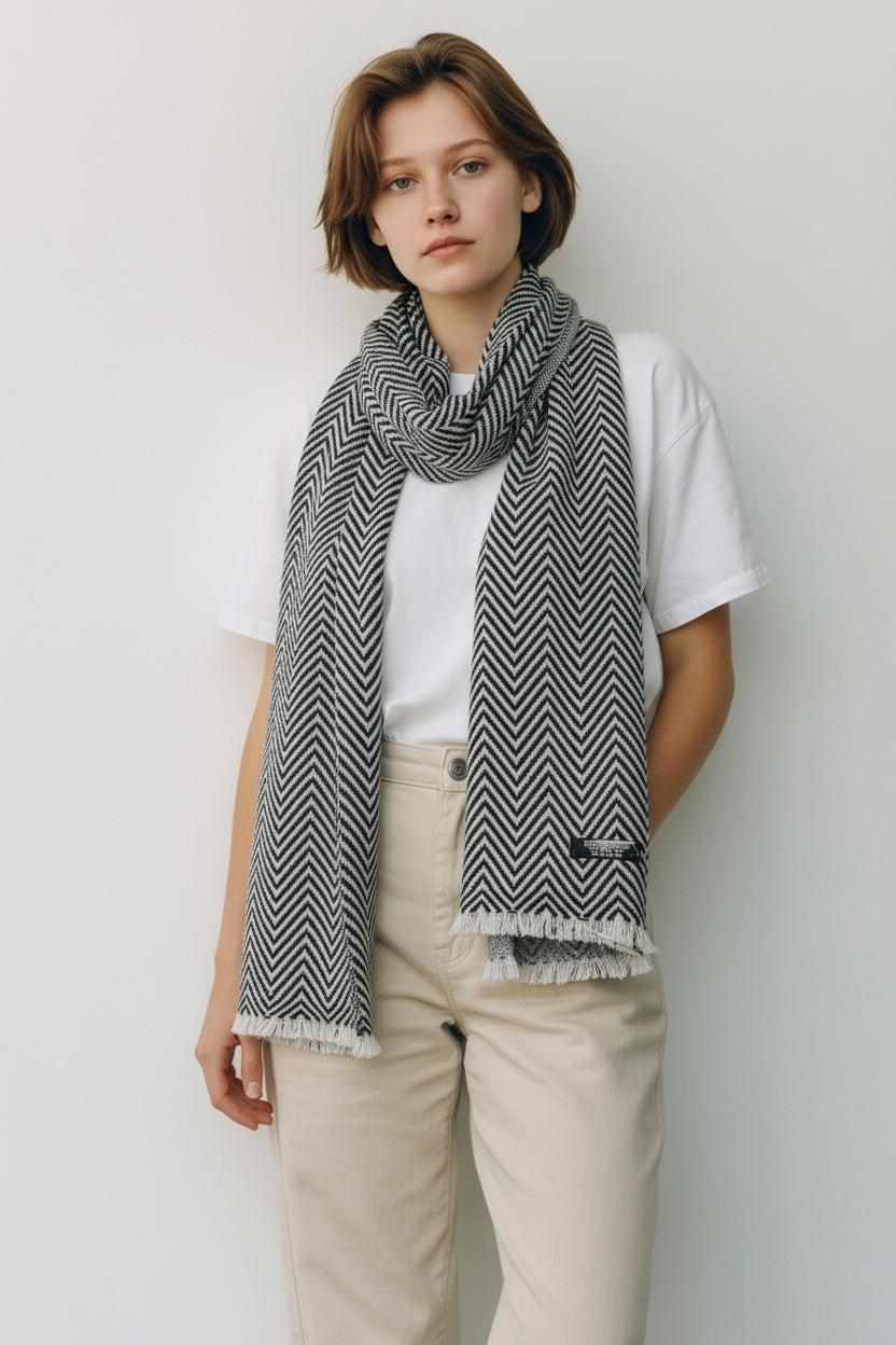 Herringbone Heritage – Handwoven Cashmere Blend Scarf