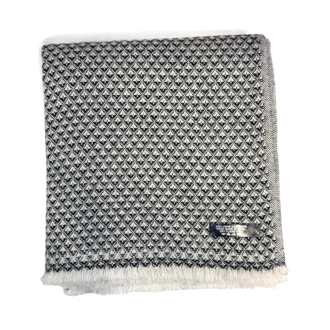 Geometric Handwoven 8-Ply Cashmere Shawl– Soft, Warm & Timeless