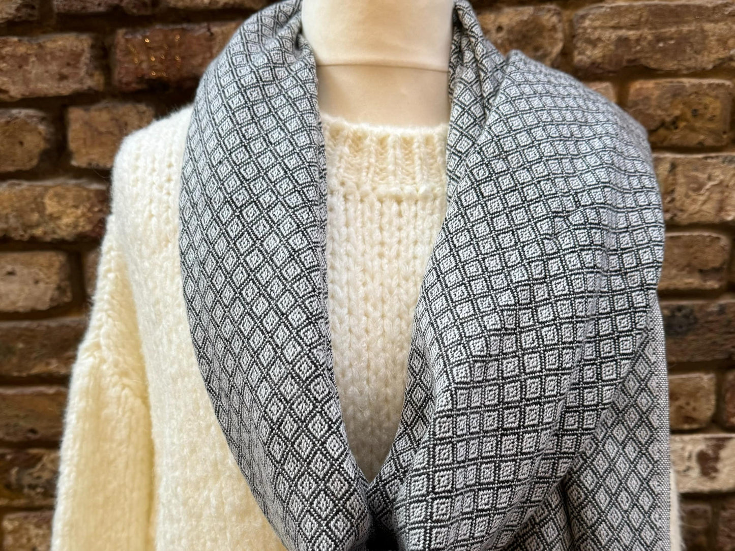 Handmade Diamond Weave Thick Cashmere Blend Scarf