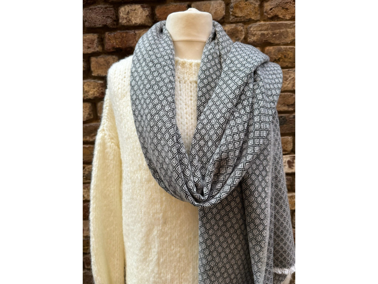 Handmade Diamond Weave Thick Cashmere Blend Scarf